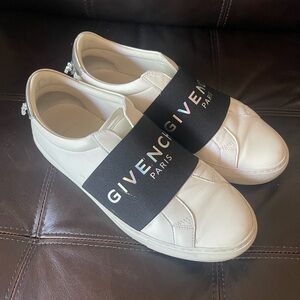 Authentic Givenchy Urban Street Sneaker - White/Black Womens 39/ US 9